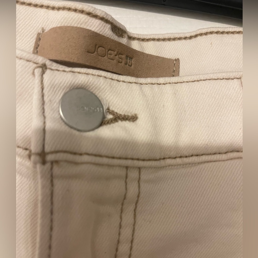 NWT| JOE’S JEANS| PLEATED HIGH RISE SHORTS - Picture 4 of 4